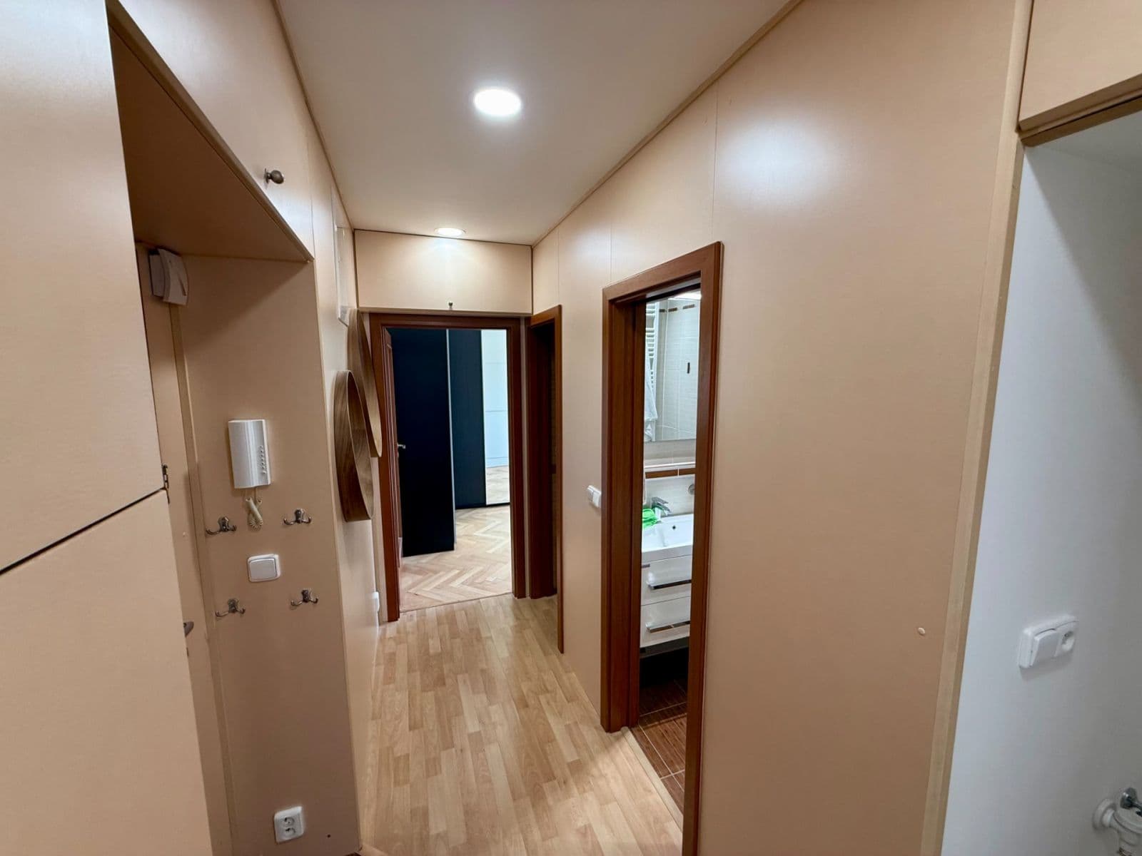 Prenájom bytu 2-izbový 53 m², Roztylské náměstí, Praha, Praha Prenájom bytu 2-izbový 53 m², Roztylské náměstí, Praha, Praha