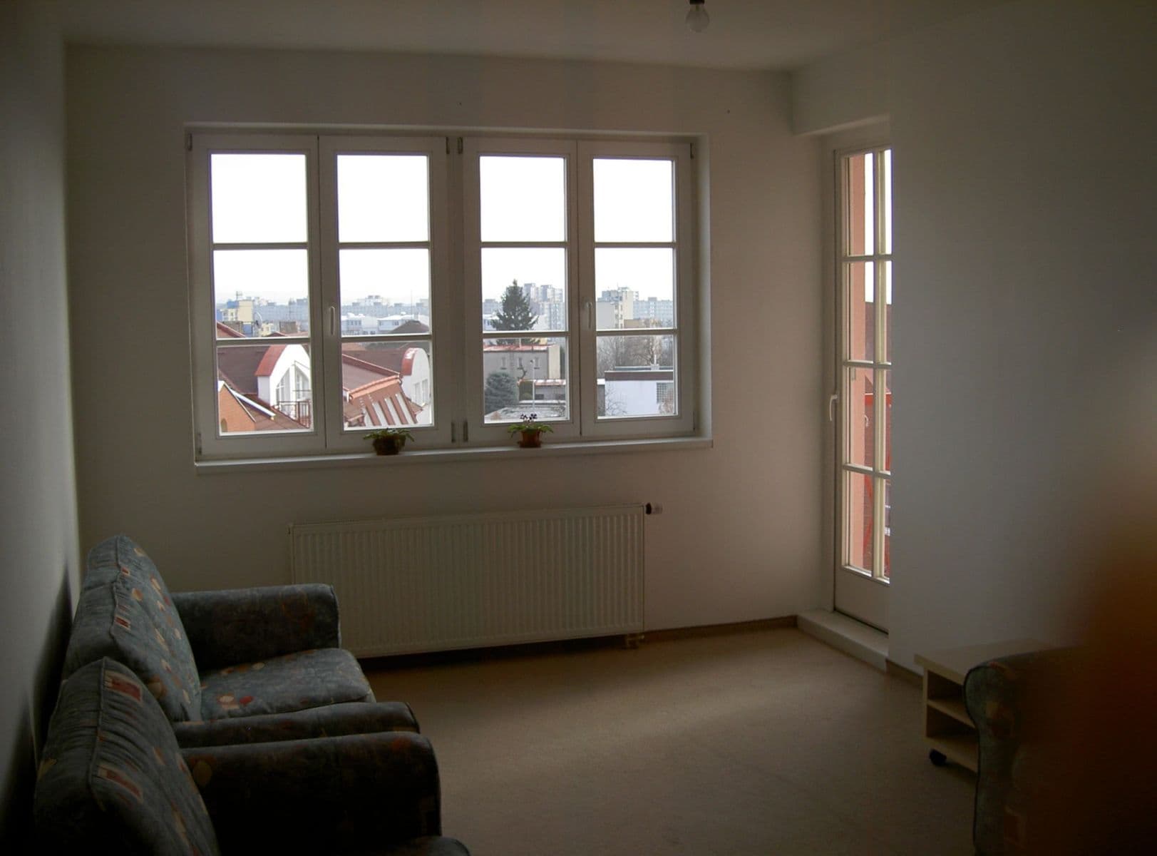 Prenájom bytu 2-izbový 43 m², Pelušková, Praha, Praha Prenájom bytu 2-izbový 43 m², Pelušková, Praha, Praha