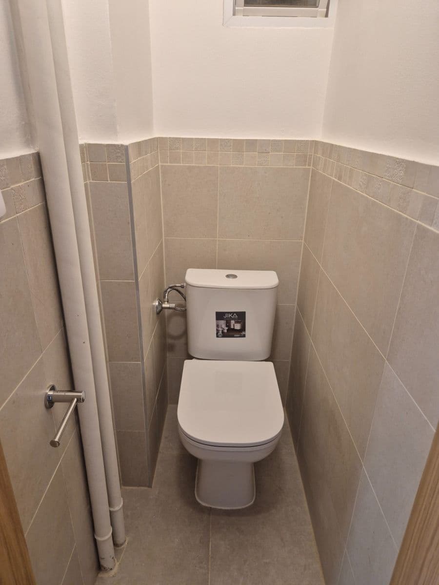 Prenájom bytu 2-izbový 60 m², Užocká, Praha, Praha Prenájom bytu 2-izbový 60 m², Užocká, Praha, Praha
