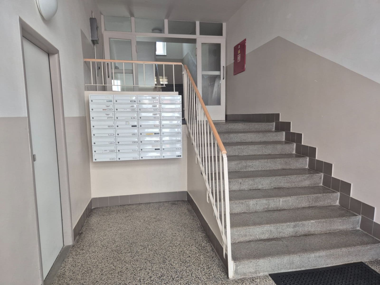 Prenájom bytu 2-izbový 60 m², Užocká, Praha, Praha Prenájom bytu 2-izbový 60 m², Užocká, Praha, Praha