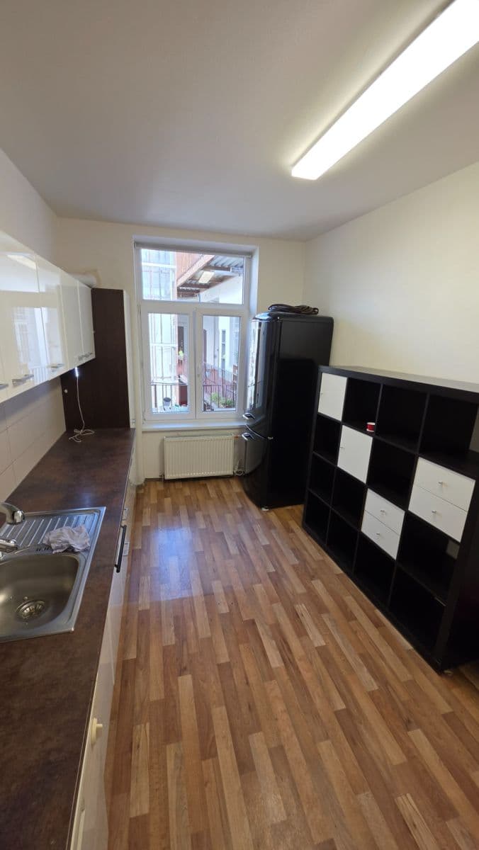 Prenájom bytu 2-izbový 65 m², Bratislavská, Brno, Jihomoravský kraj Prenájom bytu 2-izbový 65 m², Bratislavská, Brno, Jihomoravský kraj