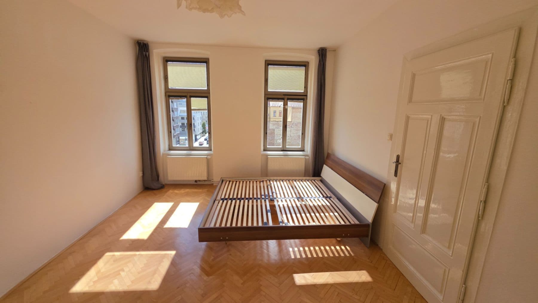 Prenájom bytu 2-izbový 65 m², Bratislavská, Brno, Jihomoravský kraj Prenájom bytu 2-izbový 65 m², Bratislavská, Brno, Jihomoravský kraj