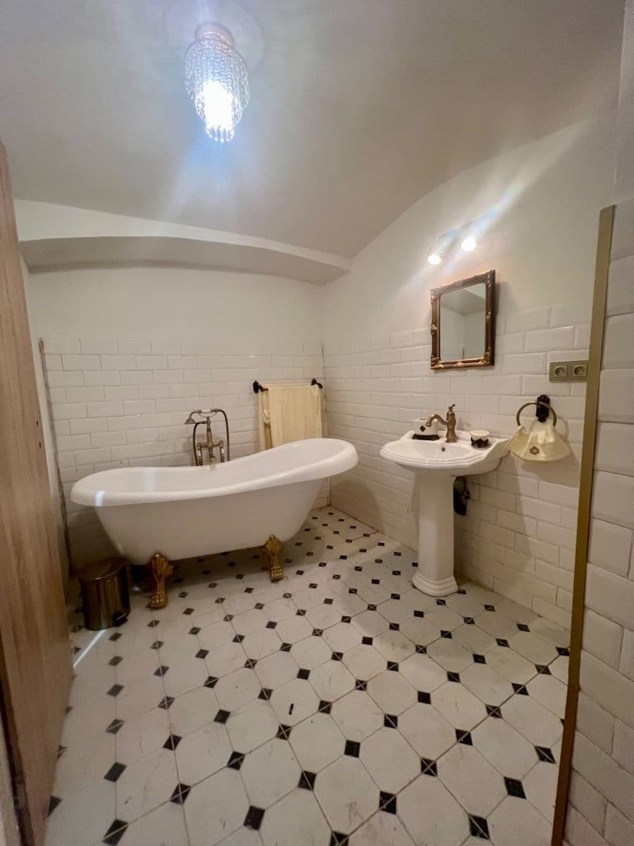 Predaj domu 470 m², pozemok 2.721 m², Volfartice, Liberecký kraj Predaj domu 470 m², pozemok 2.721 m², Volfartice, Liberecký kraj