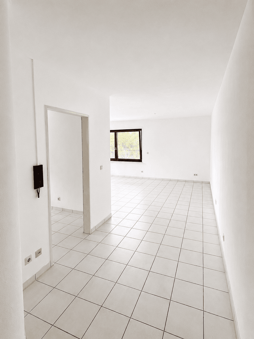 Prenájom bytu 3-izbový 75 m², Pforzheim, Bádensko-Wurttembersko Prenájom bytu 3-izbový 75 m², Pforzheim, Bádensko-Wurttembersko