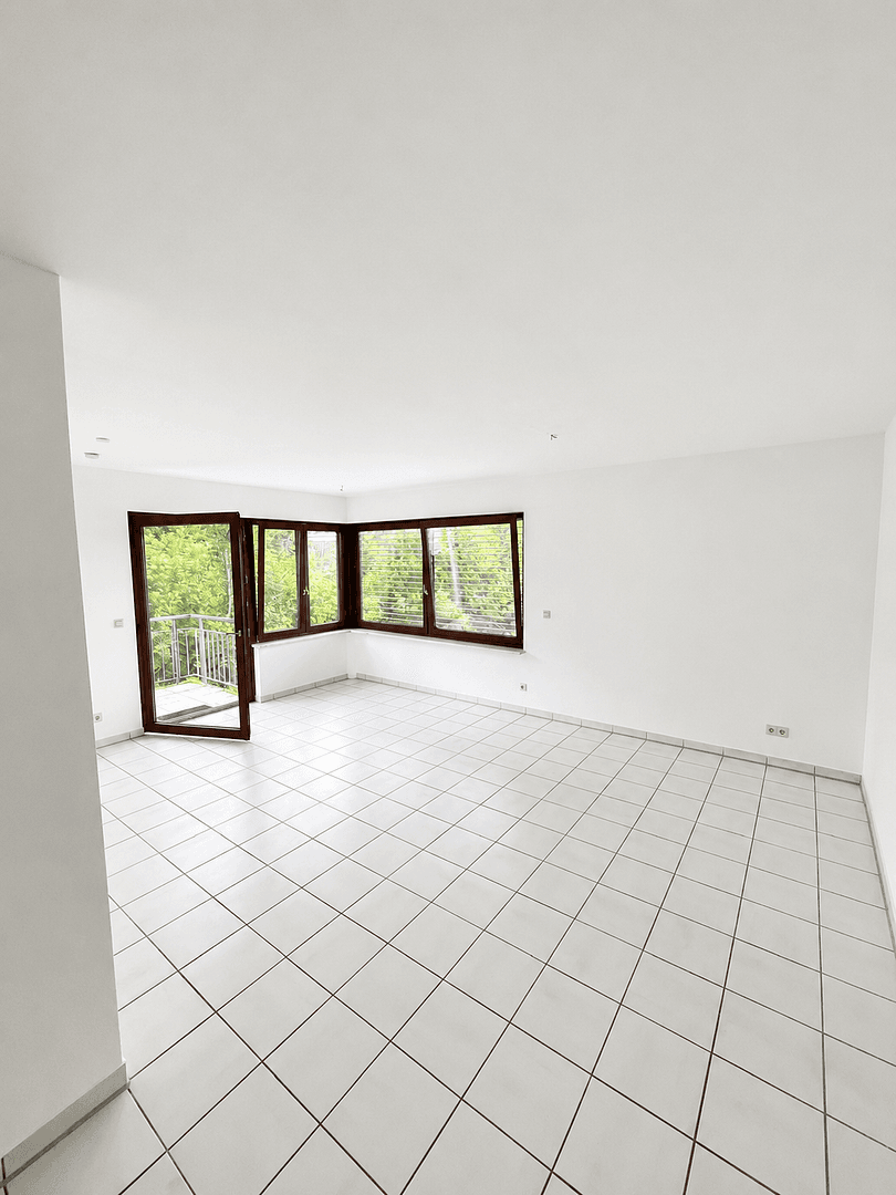 Prenájom bytu 3-izbový 75 m², Pforzheim, Bádensko-Wurttembersko Prenájom bytu 3-izbový 75 m², Pforzheim, Bádensko-Wurttembersko