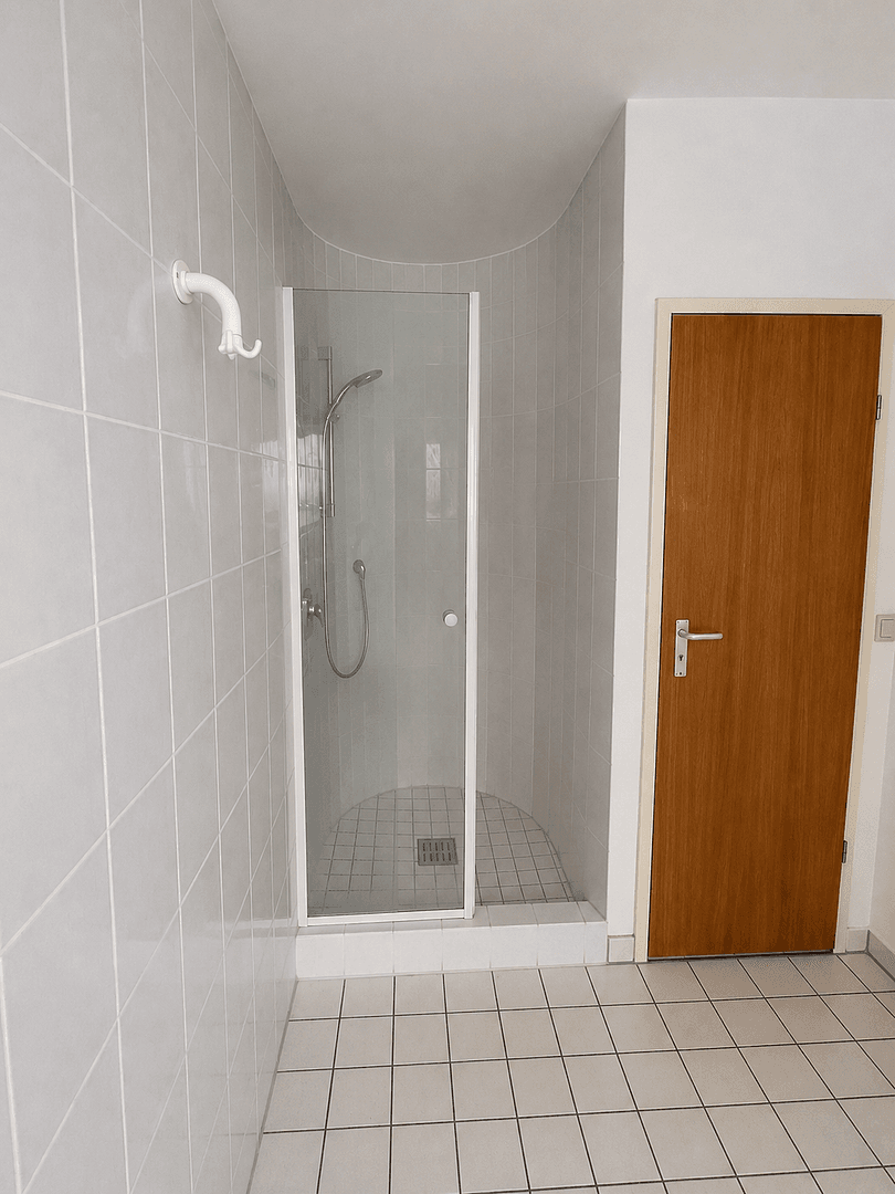 Prenájom bytu 3-izbový 75 m², Pforzheim, Bádensko-Wurttembersko Prenájom bytu 3-izbový 75 m², Pforzheim, Bádensko-Wurttembersko