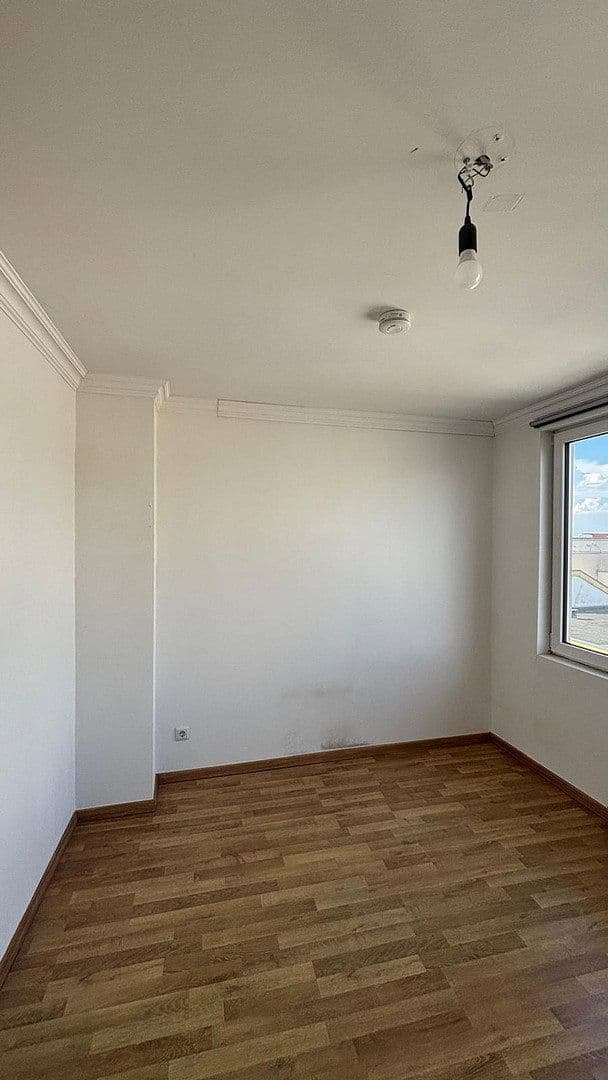 Prenájom bytu 5-izbový 150 m², Bürgermeister-Smidt-Straße 121, Bremerhaven, Brémy Prenájom bytu 5-izbový 150 m², Bürgermeister-Smidt-Straße 121, Bremerhaven, Brémy