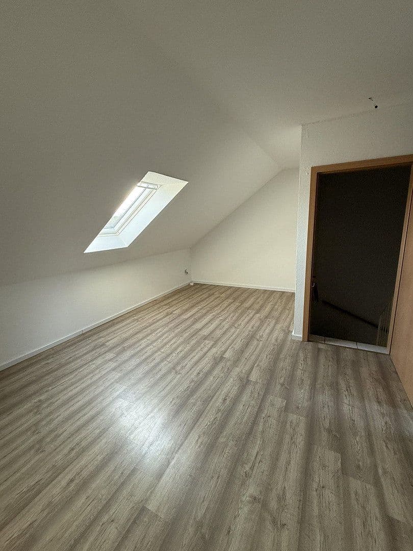 Prenájom domu 114 m², pozemok 240 m², Rotenburg, Dolné Sasko Prenájom domu 114 m², pozemok 240 m², Rotenburg, Dolné Sasko