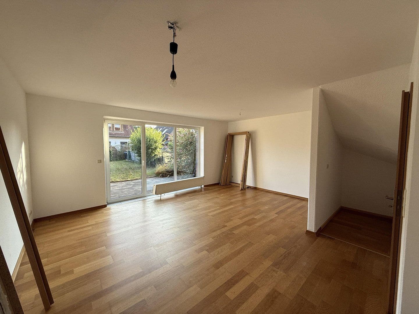 Prenájom domu 114 m², pozemok 240 m², Rotenburg, Dolné Sasko Prenájom domu 114 m², pozemok 240 m², Rotenburg, Dolné Sasko