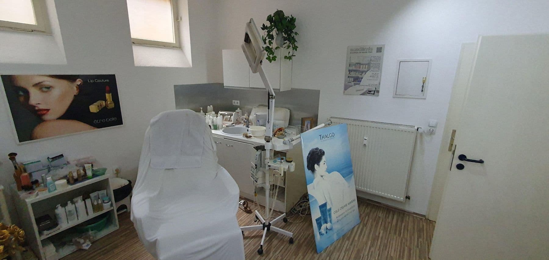Prenájom kancelárie 65 m², Augustastraße 155, Wuppertal, Severné Porýnie - Westfálsko Prenájom kancelárie 65 m², Augustastraße 155, Wuppertal, Severné Porýnie - Westfálsko