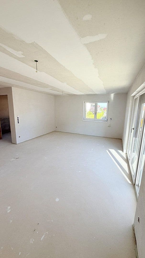 Prenájom bytu 2-izbový 65 m², Westerndorfer Straße 85, Rosenheim, Bavorsko Prenájom bytu 2-izbový 65 m², Westerndorfer Straße 85, Rosenheim, Bavorsko