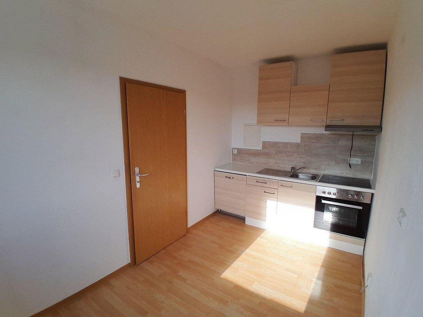 Prenájom bytu 2-izbový 50 m², Ernst-Thälmann-Ring, Greifswald, Meklenbursko-Predpomoransko Prenájom bytu 2-izbový 50 m², Ernst-Thälmann-Ring, Greifswald, Meklenbursko-Predpomoransko