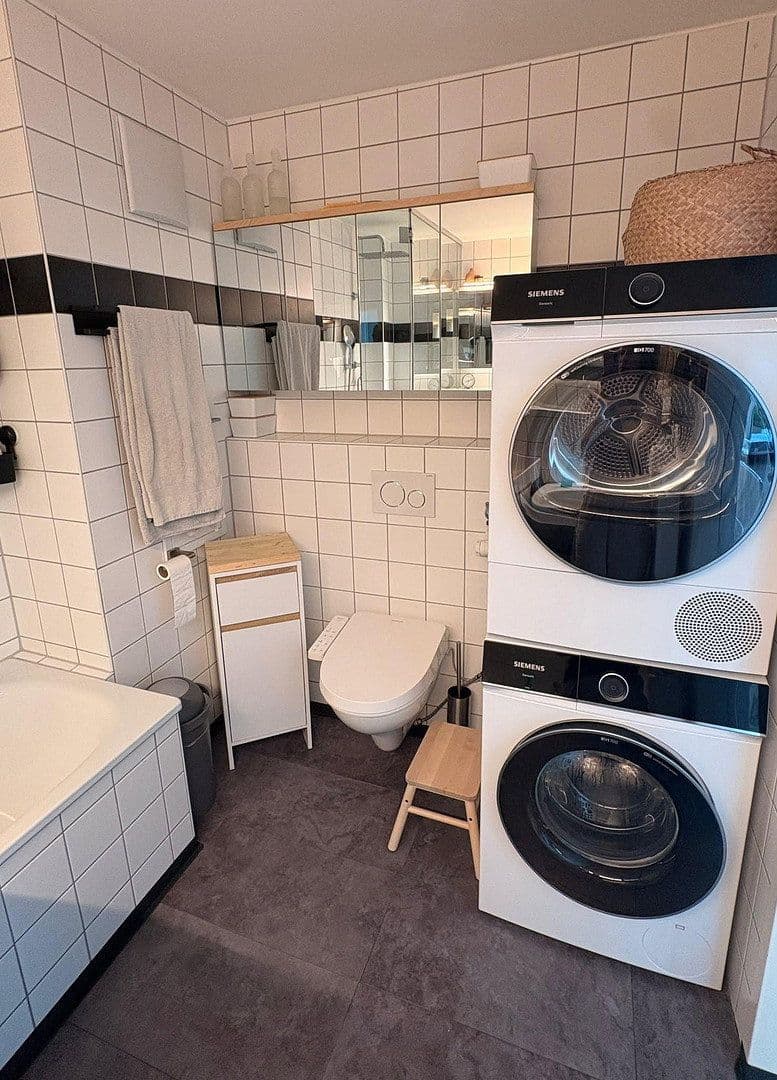 Prenájom bytu 3-izbový 82 m², Washingtonallee 27, Neu-Ulm, Bavorsko Prenájom bytu 3-izbový 82 m², Washingtonallee 27, Neu-Ulm, Bavorsko