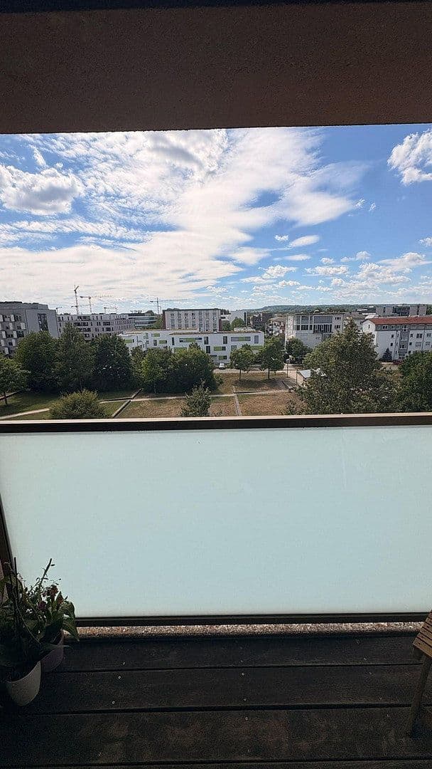Prenájom bytu 3-izbový 82 m², Washingtonallee 27, Neu-Ulm, Bavorsko Prenájom bytu 3-izbový 82 m², Washingtonallee 27, Neu-Ulm, Bavorsko