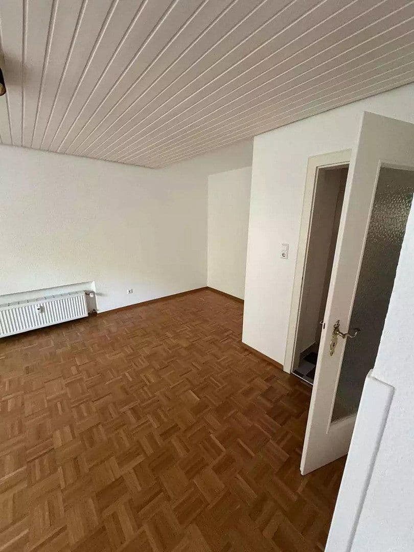 Prenájom bytu 2-izbový 53 m², Tübingen, Bádensko-Wurttembersko Prenájom bytu 2-izbový 53 m², Tübingen, Bádensko-Wurttembersko