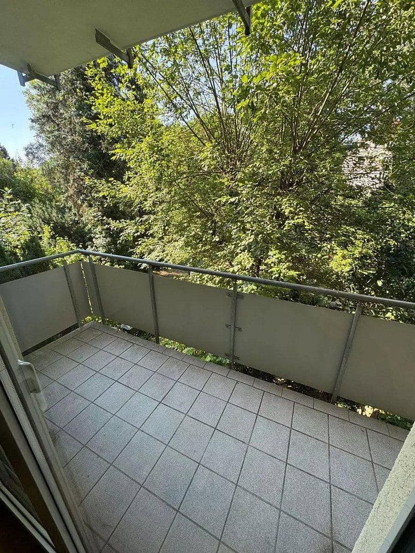 Prenájom bytu 2-izbový 53 m², Tübingen, Bádensko-Wurttembersko Prenájom bytu 2-izbový 53 m², Tübingen, Bádensko-Wurttembersko