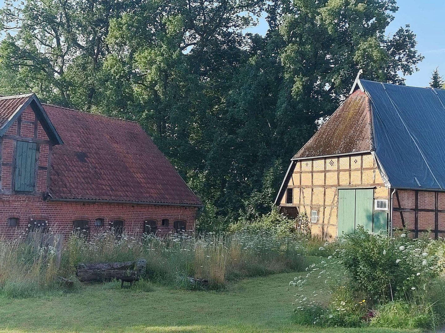 Predaj domu 430 m², pozemok 4.900 m², Rullstorf, Dolné Sasko Predaj domu 430 m², pozemok 4.900 m², Rullstorf, Dolné Sasko
