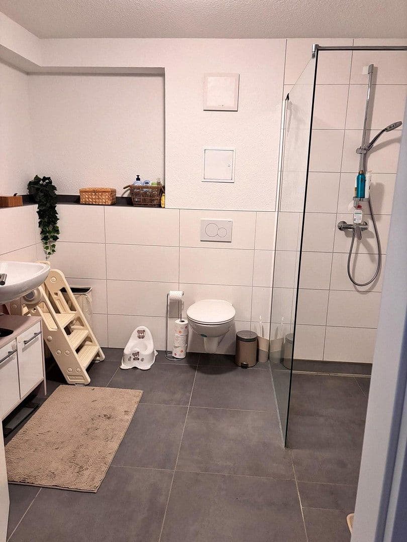 Prenájom bytu 3-izbový 103 m², Gutach im Breisgau, Bádensko-Wurttembersko Prenájom bytu 3-izbový 103 m², Gutach im Breisgau, Bádensko-Wurttembersko