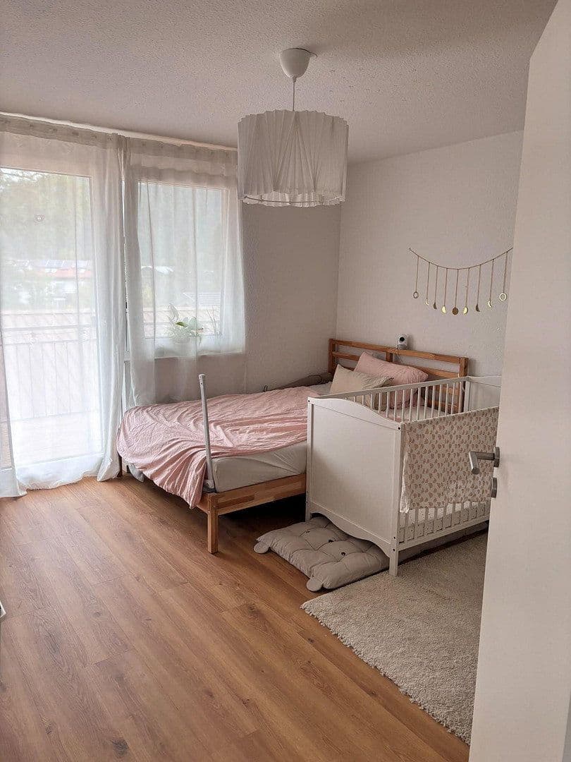 Prenájom bytu 3-izbový 103 m², Gutach im Breisgau, Bádensko-Wurttembersko Prenájom bytu 3-izbový 103 m², Gutach im Breisgau, Bádensko-Wurttembersko