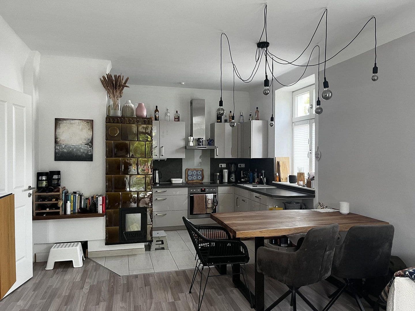 Prenájom bytu 4-izbový 78 m², Bentschener Weg 17, Berlin, Berlín Prenájom bytu 4-izbový 78 m², Bentschener Weg 17, Berlin, Berlín