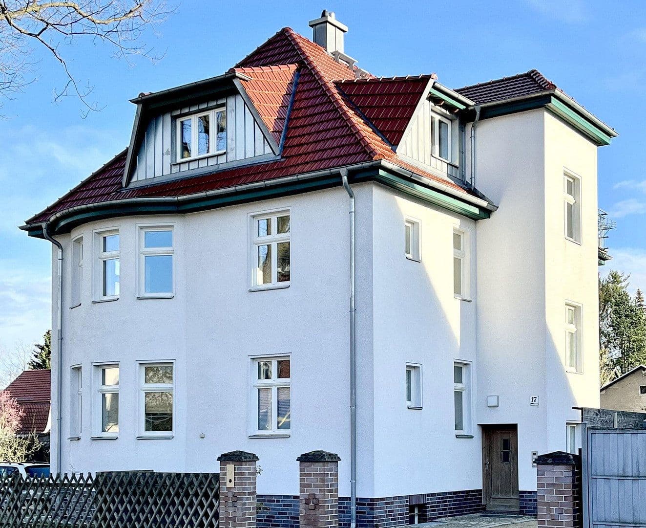 Prenájom bytu 4-izbový 78 m², Bentschener Weg 17, Berlin, Berlín Prenájom bytu 4-izbový 78 m², Bentschener Weg 17, Berlin, Berlín