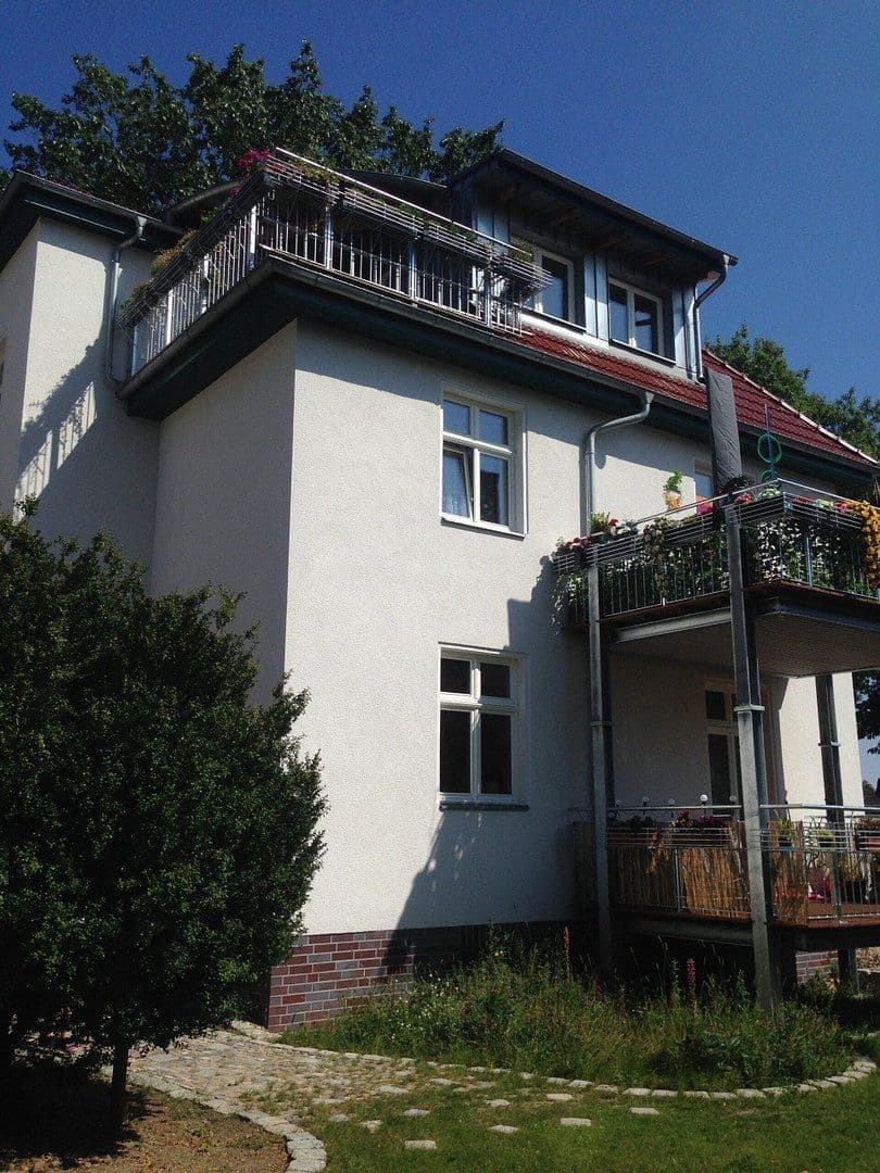 Prenájom bytu 4-izbový 78 m², Bentschener Weg 17, Berlin, Berlín Prenájom bytu 4-izbový 78 m², Bentschener Weg 17, Berlin, Berlín