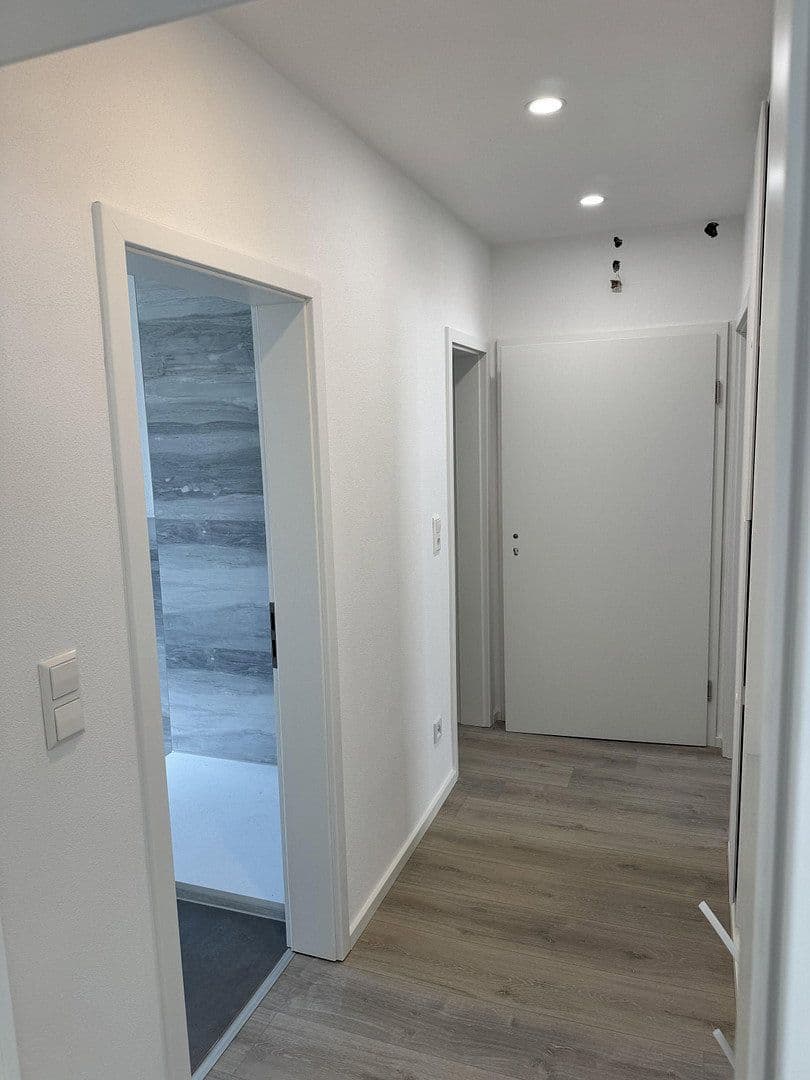 Prenájom bytu 2-izbový 65 m², Reichenbach an der Fils, Bádensko-Wurttembersko Prenájom bytu 2-izbový 65 m², Reichenbach an der Fils, Bádensko-Wurttembersko