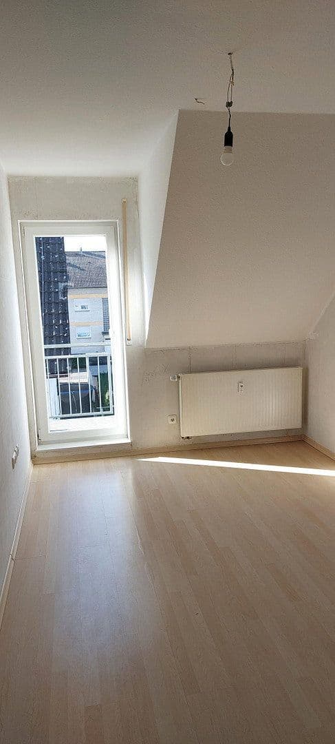 Prenájom bytu 3-izbový 70 m², Weiterstadt, Hesensko Prenájom bytu 3-izbový 70 m², Weiterstadt, Hesensko