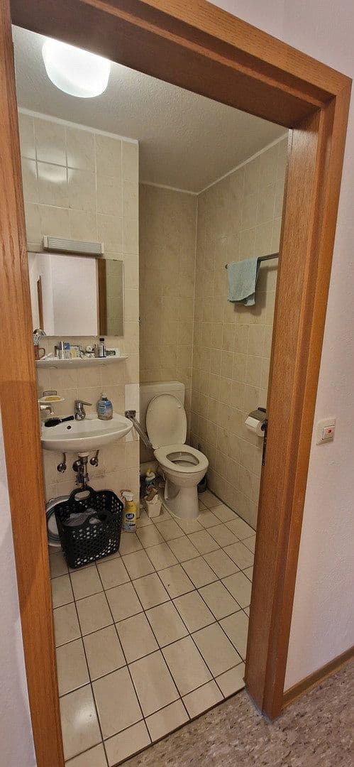 Prenájom bytu 2-izbový 55 m², Hirschstr. 36, Karlsruhe, Bádensko-Wurttembersko Prenájom bytu 2-izbový 55 m², Hirschstr. 36, Karlsruhe, Bádensko-Wurttembersko