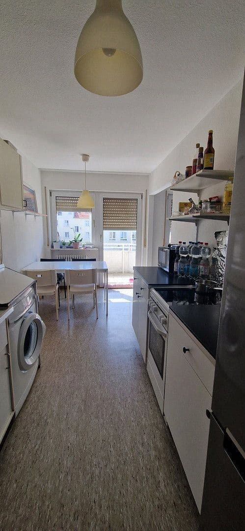 Prenájom bytu 2-izbový 55 m², Hirschstr. 36, Karlsruhe, Bádensko-Wurttembersko Prenájom bytu 2-izbový 55 m², Hirschstr. 36, Karlsruhe, Bádensko-Wurttembersko