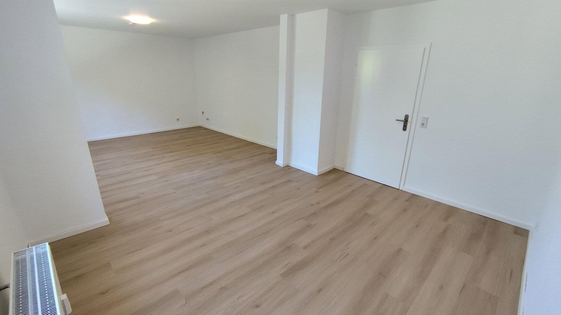 Prenájom bytu 4-izbový 110 m², Holzstrasse 184, Castrop-Rauxel, Severné Porýnie - Westfálsko Prenájom bytu 4-izbový 110 m², Holzstrasse 184, Castrop-Rauxel, Severné Porýnie - Westfálsko