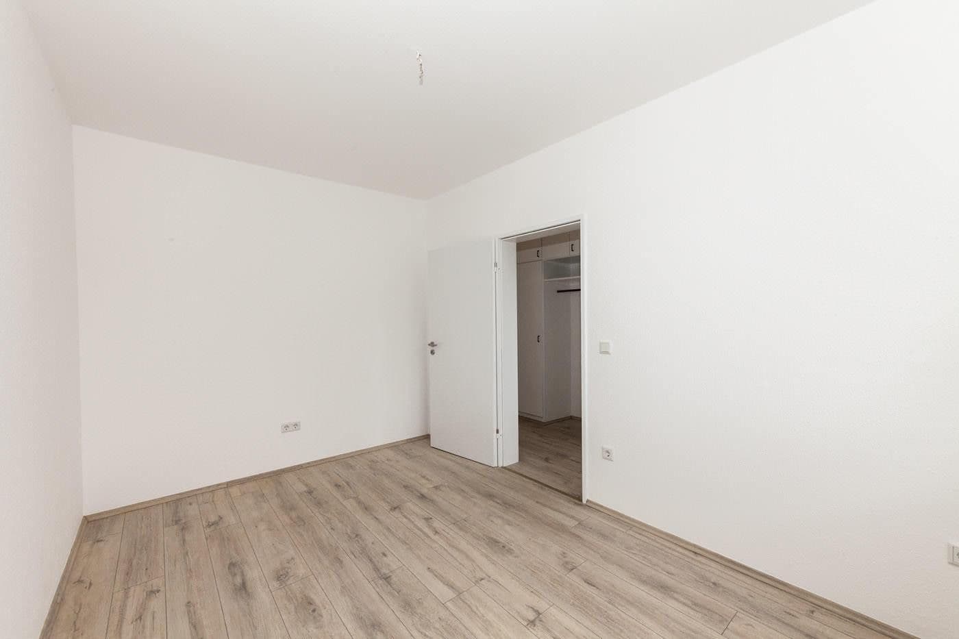 Predaj bytu 4-izbový 113 m², Lessingplatz 7, Neuss, Severné Porýnie - Westfálsko Predaj bytu 4-izbový 113 m², Lessingplatz 7, Neuss, Severné Porýnie - Westfálsko
