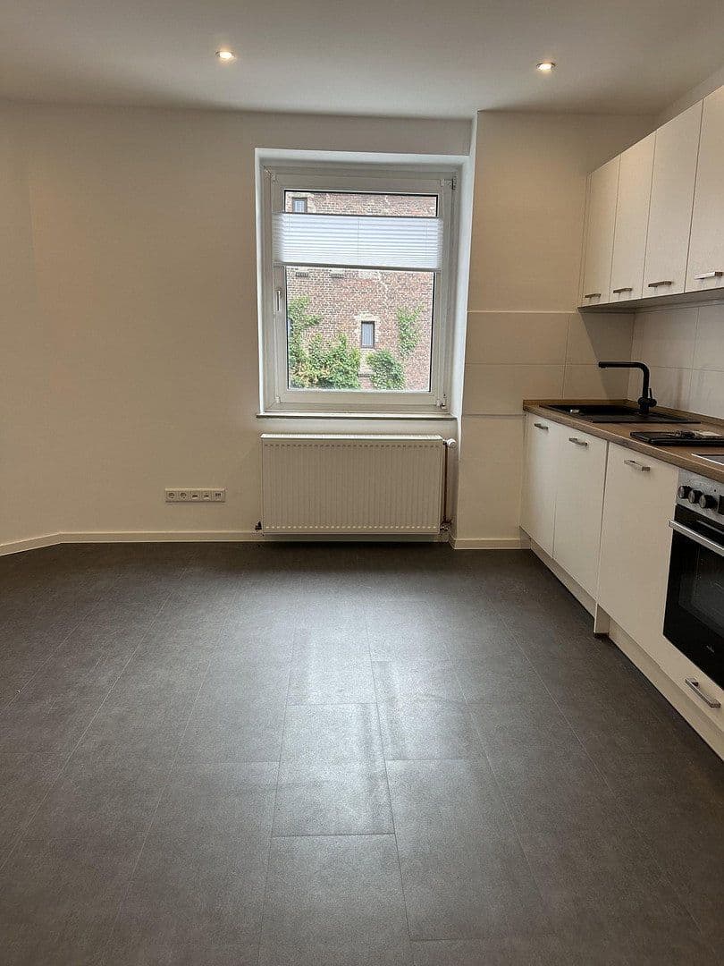 Prenájom bytu 3-izbový 85 m², Ruhrstraße 58, Witten, Severné Porýnie - Westfálsko Prenájom bytu 3-izbový 85 m², Ruhrstraße 58, Witten, Severné Porýnie - Westfálsko