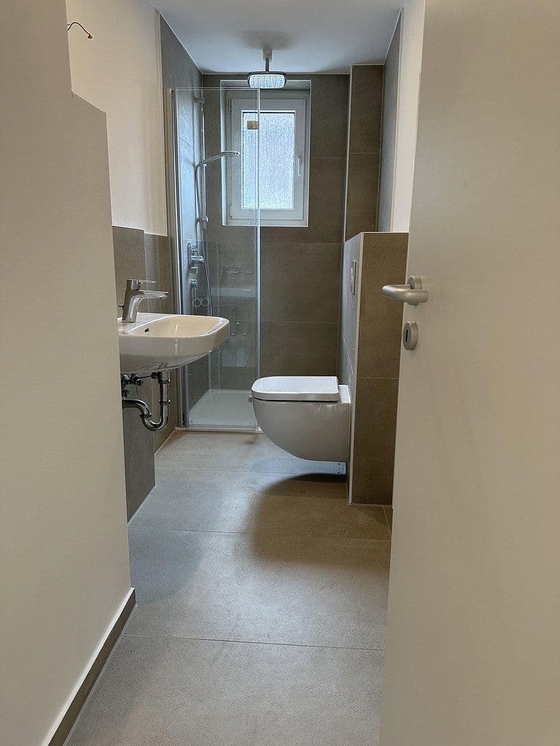 Prenájom bytu 3-izbový 85 m², Ruhrstraße 58, Witten, Severné Porýnie - Westfálsko Prenájom bytu 3-izbový 85 m², Ruhrstraße 58, Witten, Severné Porýnie - Westfálsko