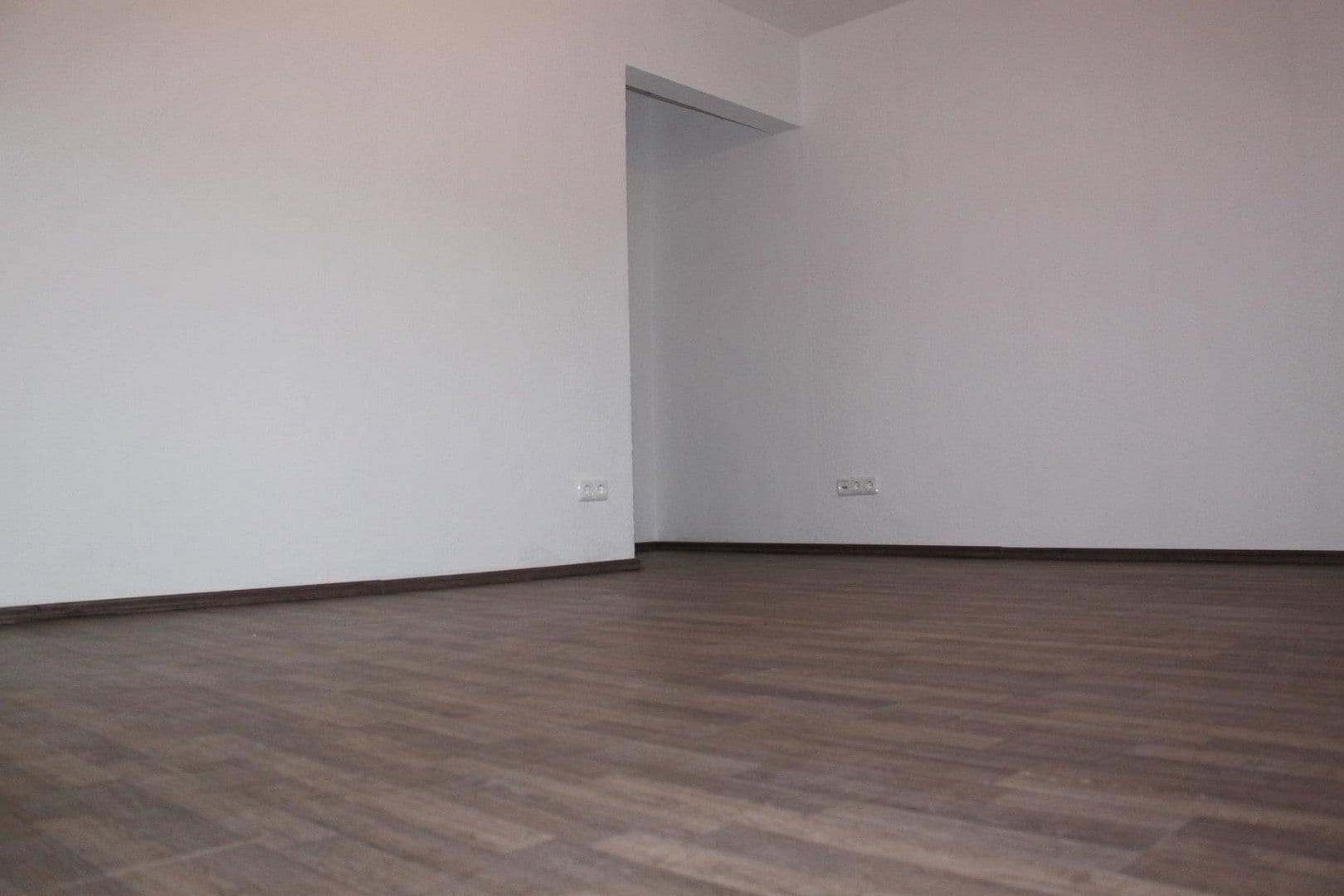 Prenájom domu 60 m², pozemok 103 m², Stiller Weg, Bremen, Brémy Prenájom domu 60 m², pozemok 103 m², Stiller Weg, Bremen, Brémy