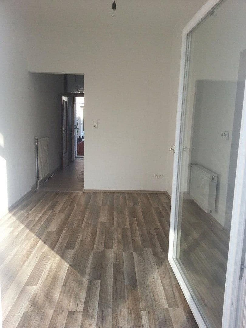 Prenájom domu 60 m², pozemok 103 m², Stiller Weg, Bremen, Brémy Prenájom domu 60 m², pozemok 103 m², Stiller Weg, Bremen, Brémy