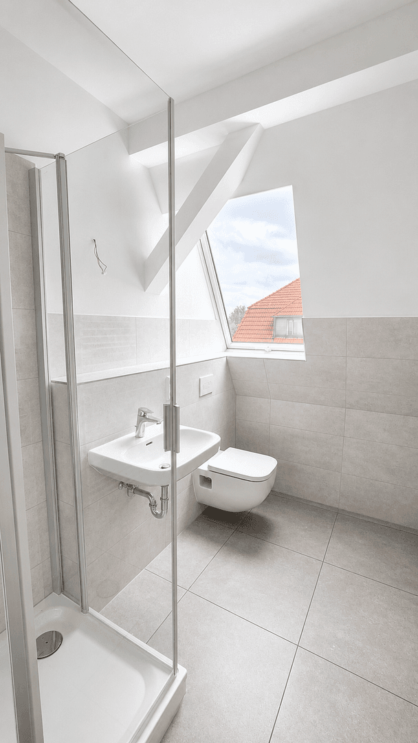 Prenájom bytu 4-izbový 138 m², Cochstedter Straße, Magdeburg, Sasko-Anhaltsko Prenájom bytu 4-izbový 138 m², Cochstedter Straße, Magdeburg, Sasko-Anhaltsko