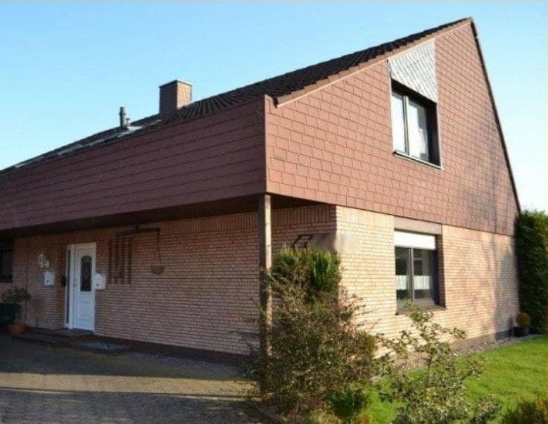 Predaj domu 190 m², pozemok 950 m², Weener, Dolné Sasko Predaj domu 190 m², pozemok 950 m², Weener, Dolné Sasko