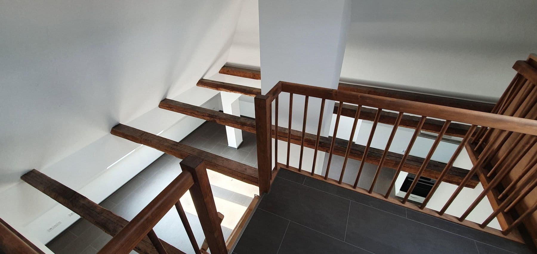 Prenájom bytu 2-izbový 64 m², Bruck i.d.OPf., Bavorsko Prenájom bytu 2-izbový 64 m², Bruck i.d.OPf., Bavorsko