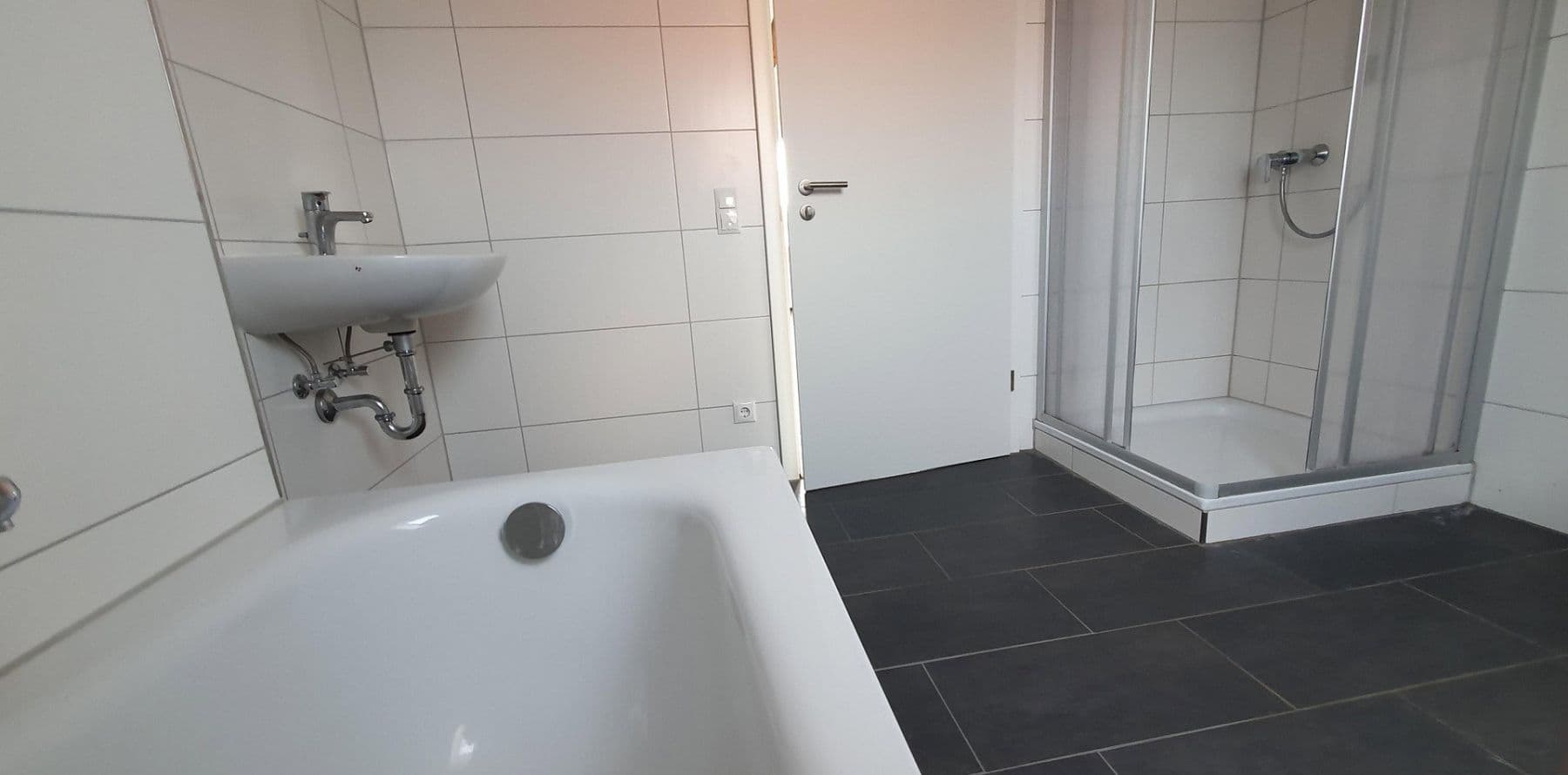 Prenájom bytu 2-izbový 64 m², Bruck i.d.OPf., Bavorsko Prenájom bytu 2-izbový 64 m², Bruck i.d.OPf., Bavorsko