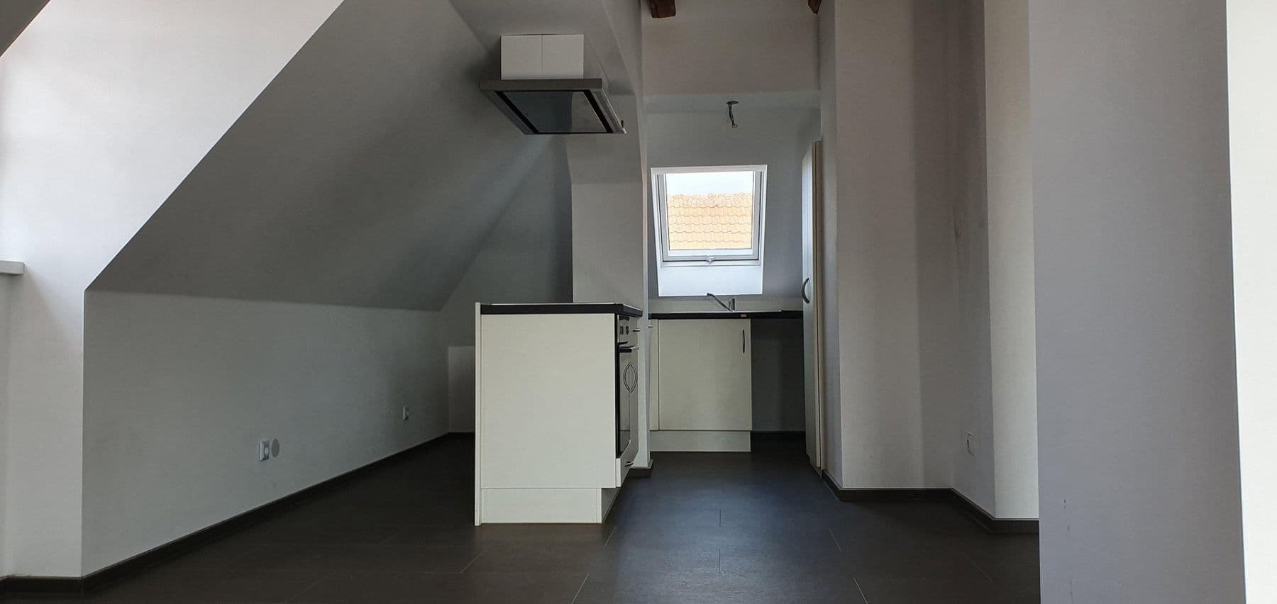 Prenájom bytu 2-izbový 64 m², Bruck i.d.OPf., Bavorsko Prenájom bytu 2-izbový 64 m², Bruck i.d.OPf., Bavorsko