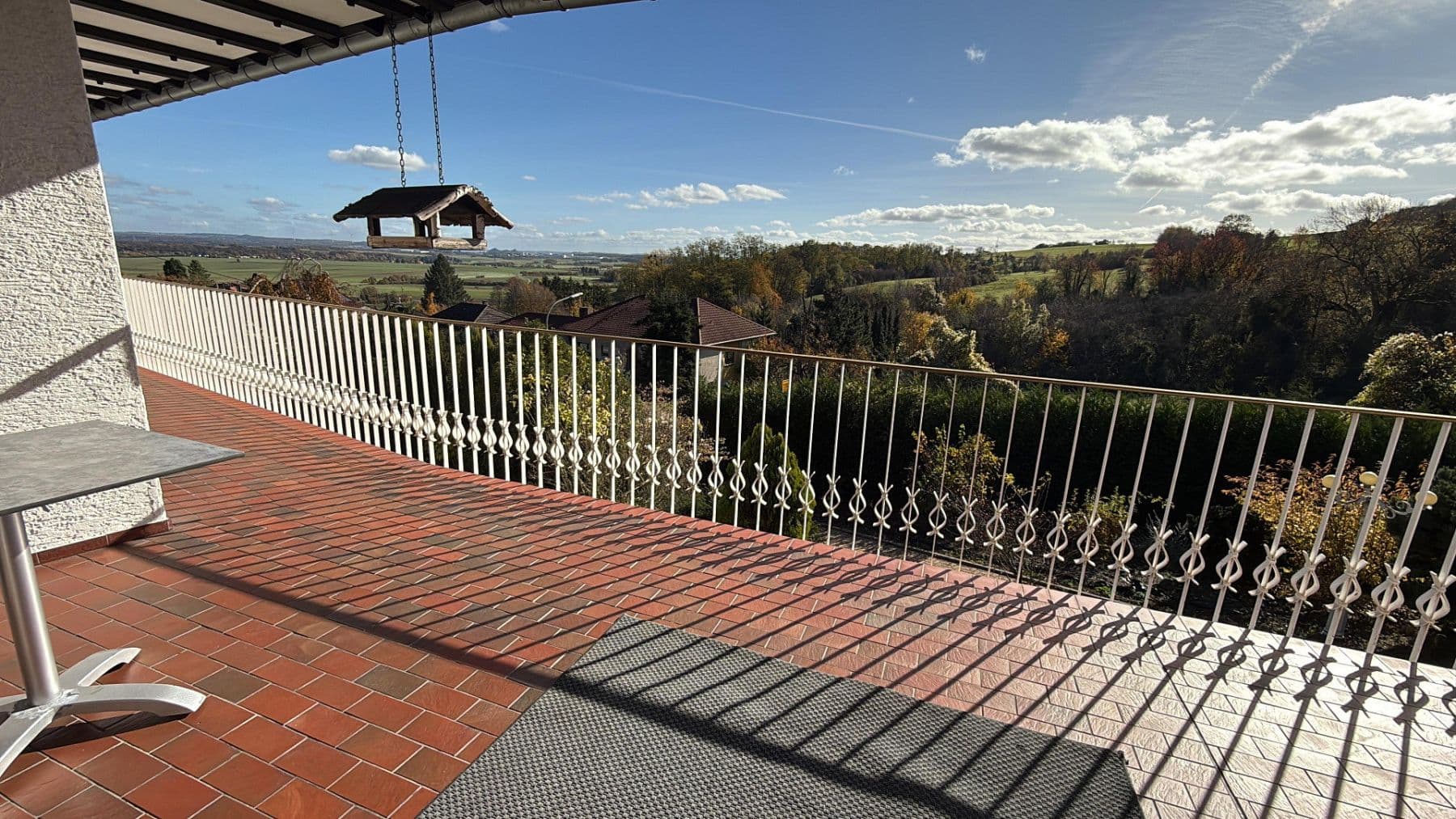 Predaj domu 315 m², pozemok 1.400 m², Überherrn, Sársko Predaj domu 315 m², pozemok 1.400 m², Überherrn, Sársko