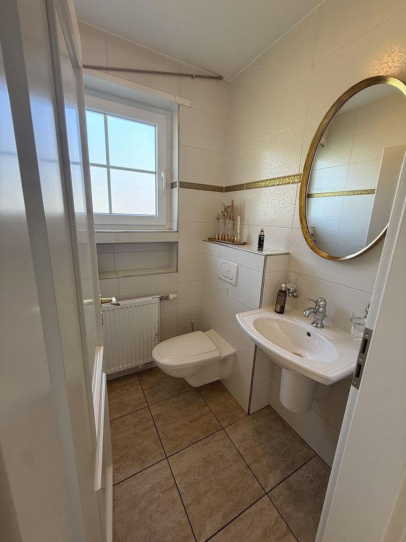 Predaj domu 315 m², pozemok 1.400 m², Überherrn, Sársko Predaj domu 315 m², pozemok 1.400 m², Überherrn, Sársko