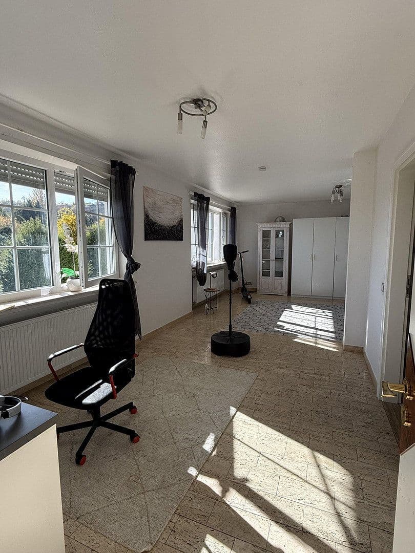 Predaj domu 315 m², pozemok 1.400 m², Überherrn, Sársko Predaj domu 315 m², pozemok 1.400 m², Überherrn, Sársko