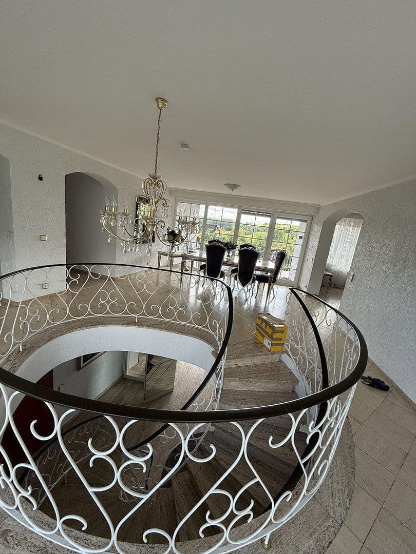 Predaj domu 315 m², pozemok 1.400 m², Überherrn, Sársko Predaj domu 315 m², pozemok 1.400 m², Überherrn, Sársko