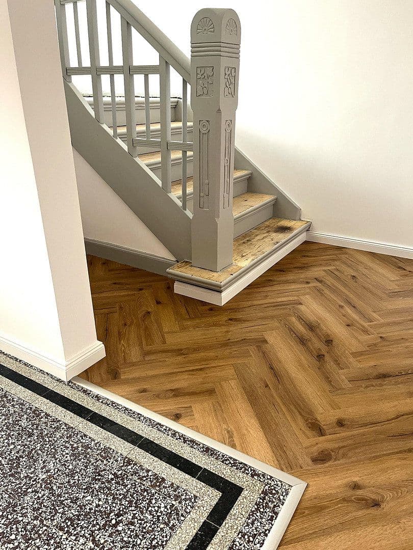 Prenájom bytu 3-izbový 107 m², Rathausstr. 3, Bad Bevensen, Dolné Sasko Prenájom bytu 3-izbový 107 m², Rathausstr. 3, Bad Bevensen, Dolné Sasko