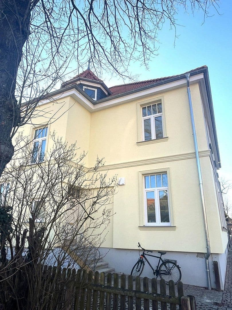 Prenájom bytu 3-izbový 107 m², Rathausstr. 3, Bad Bevensen, Dolné Sasko Prenájom bytu 3-izbový 107 m², Rathausstr. 3, Bad Bevensen, Dolné Sasko