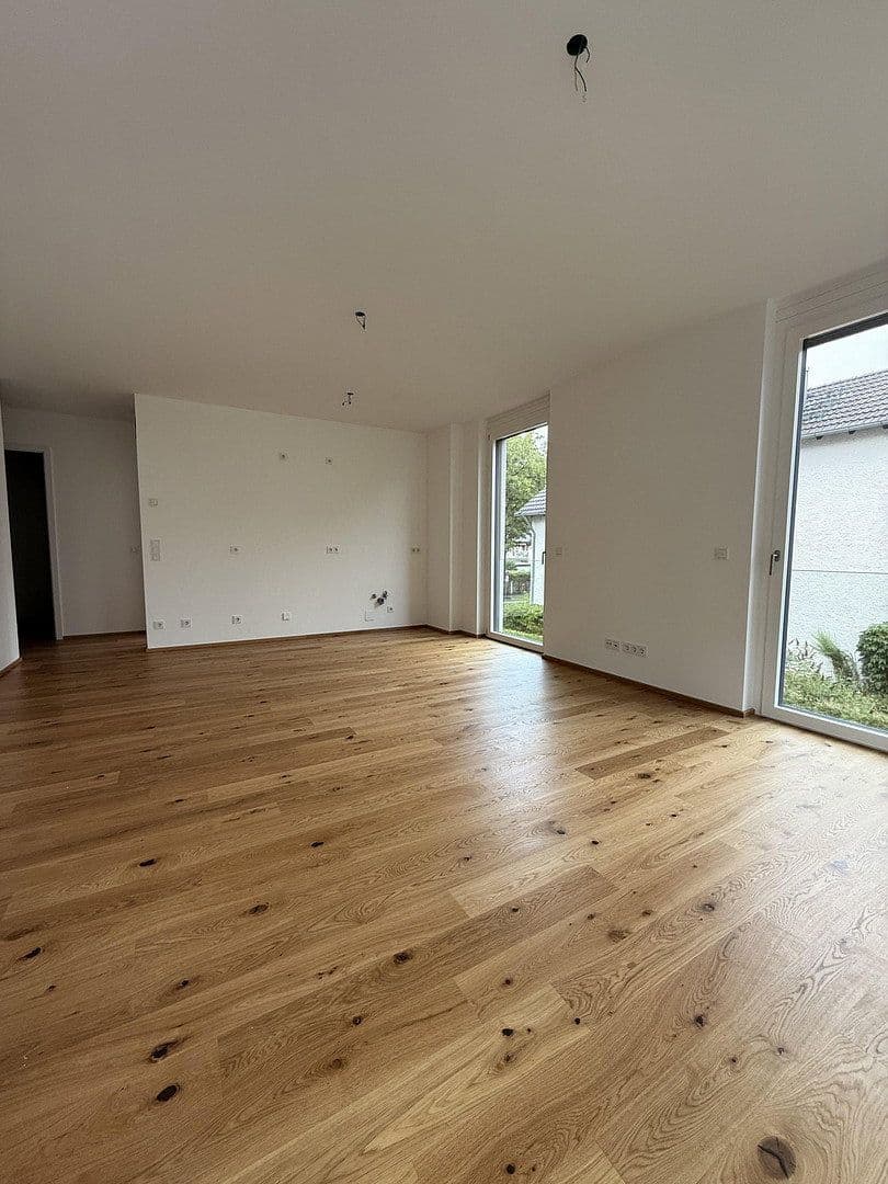 Prenájom bytu 3-izbový 85 m², Gustav-Meyrink-Straße 7, München, Bavorsko Prenájom bytu 3-izbový 85 m², Gustav-Meyrink-Straße 7, München, Bavorsko