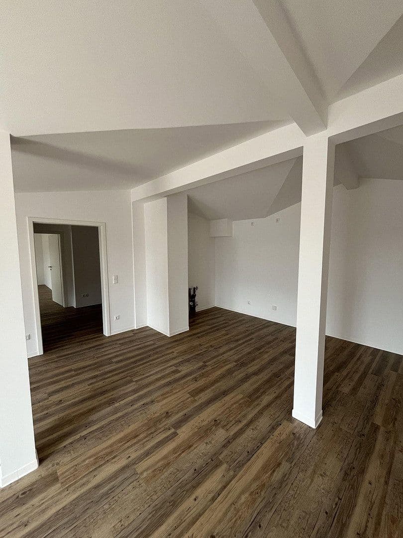 Prenájom bytu 2-izbový 72 m², Franz-Mehring-Straße 13 a-c, Schwerin, Meklenbursko-Predpomoransko Prenájom bytu 2-izbový 72 m², Franz-Mehring-Straße 13 a-c, Schwerin, Meklenbursko-Predpomoransko