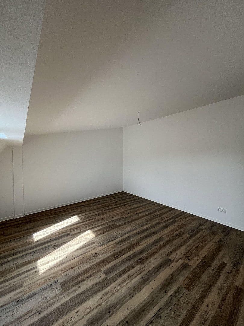 Prenájom bytu 2-izbový 72 m², Franz-Mehring-Straße 13 a-c, Schwerin, Meklenbursko-Predpomoransko Prenájom bytu 2-izbový 72 m², Franz-Mehring-Straße 13 a-c, Schwerin, Meklenbursko-Predpomoransko